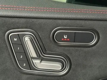 CLA 250e COUPE 3x AMG PANO BURMESTER KAM HUD 19'