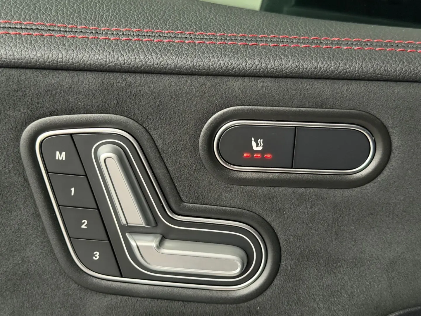 CLA 250e COUPE 3x AMG PANO BURMESTER KAM HUD 19'