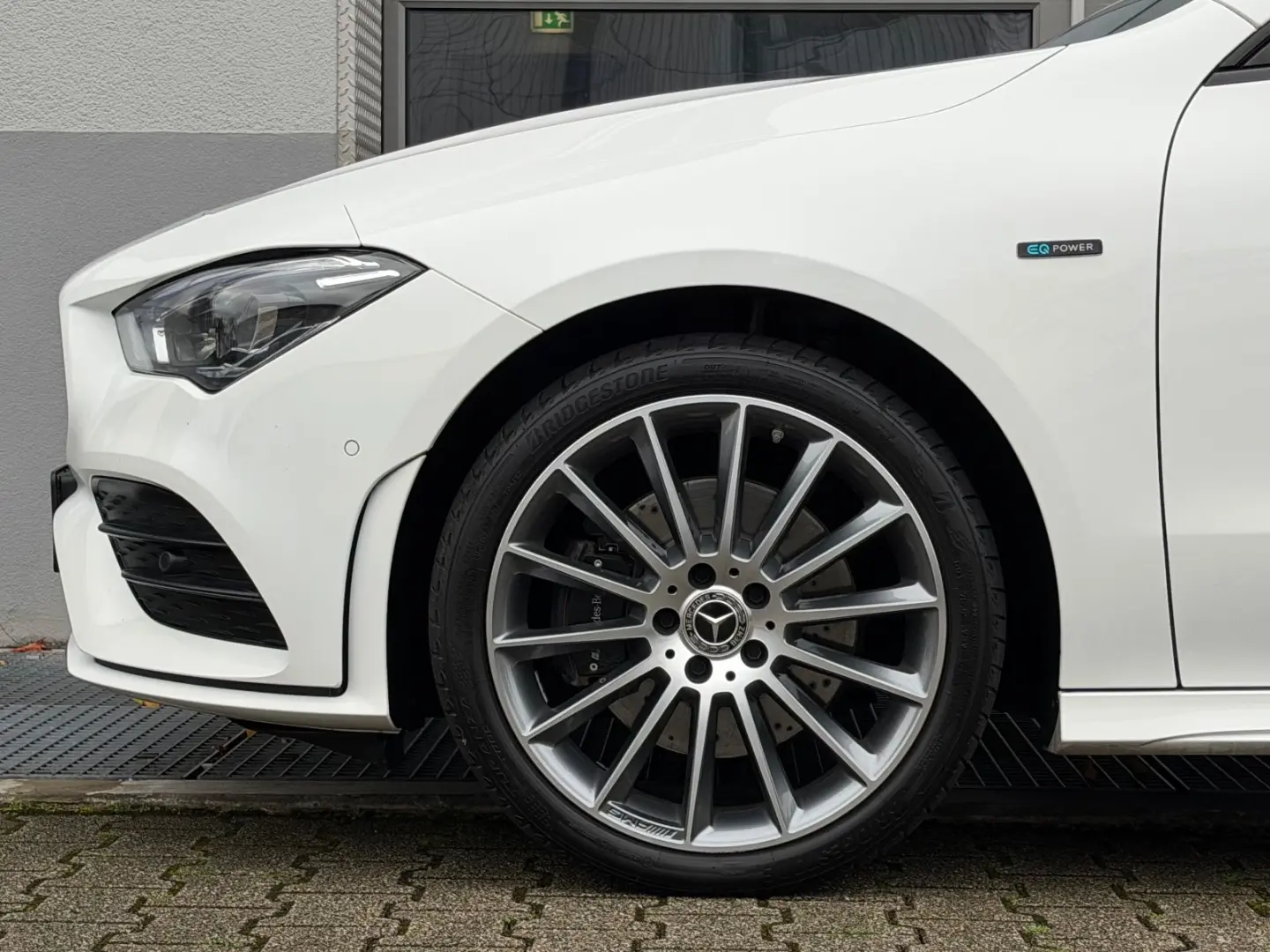 CLA 250e COUPE 3x AMG PANO BURMESTER KAM HUD 19'