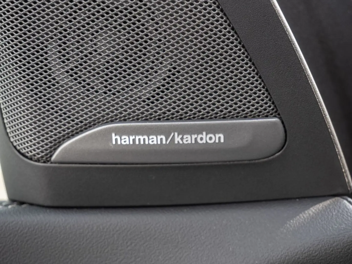 X5 xDr40i MSp SoftClose Ventil IconicGl 360 AmbientAir