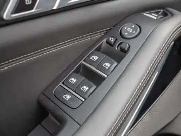 X5 xDr40i MSp SoftClose Ventil IconicGl 360 AmbientAir