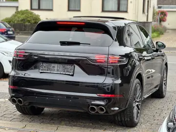 Cayenne S SPORTDESIGN PAKET HEAD CARBON PANO 21-