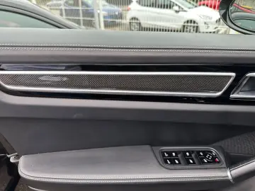 Cayenne S SPORTDESIGN PAKET HEAD CARBON PANO 21-