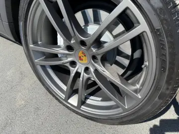 Cayenne Turbo HAL Panorama Luft Standh Sitzbelüf