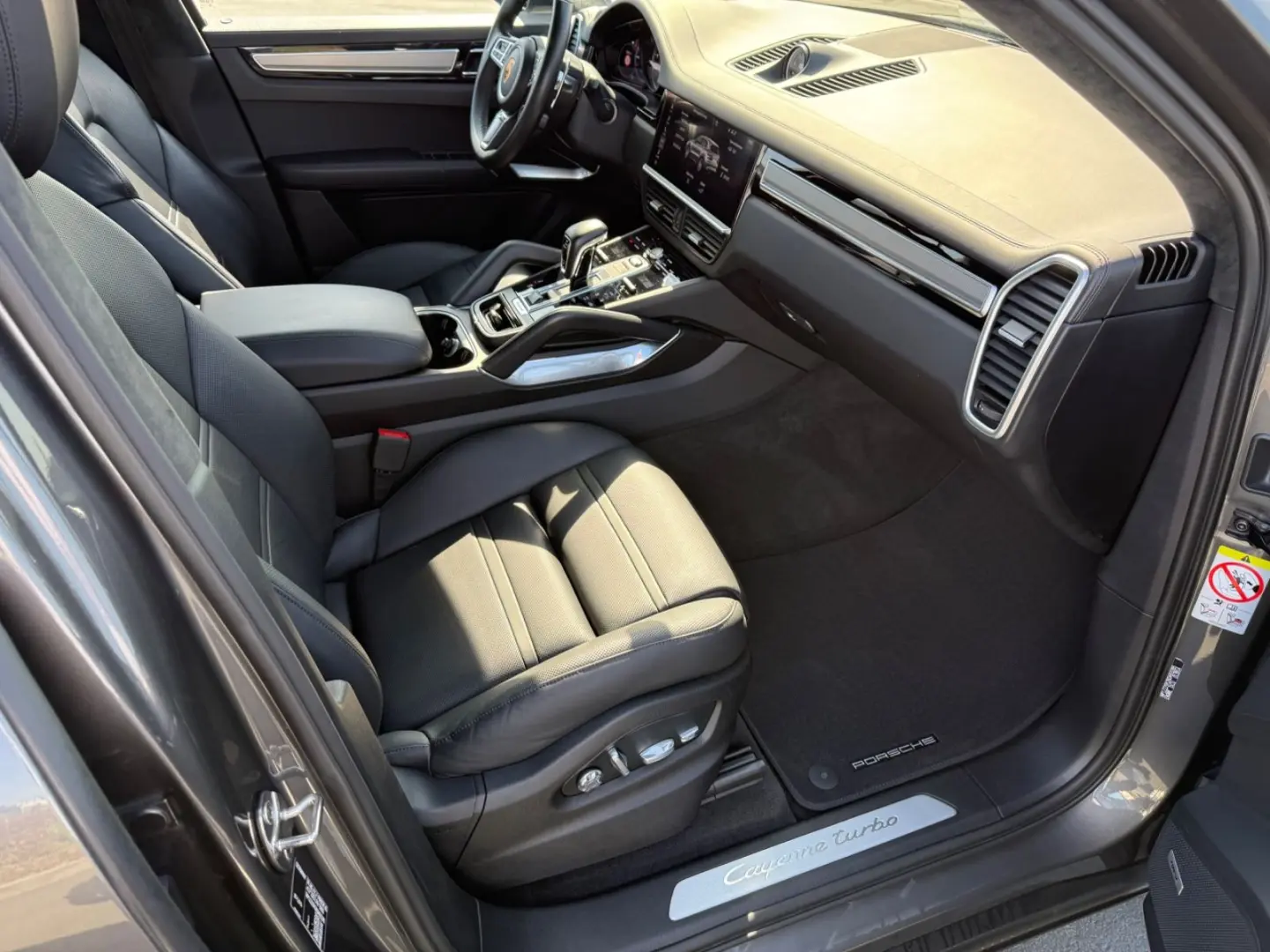 Cayenne Turbo HAL Panorama Luft Standh Sitzbelüf