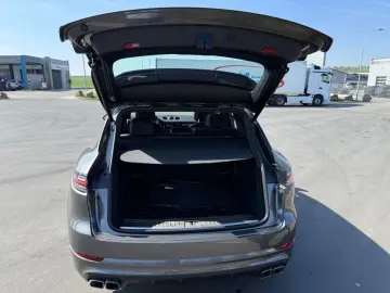 Cayenne Turbo HAL Panorama Luft Standh Sitzbelüf