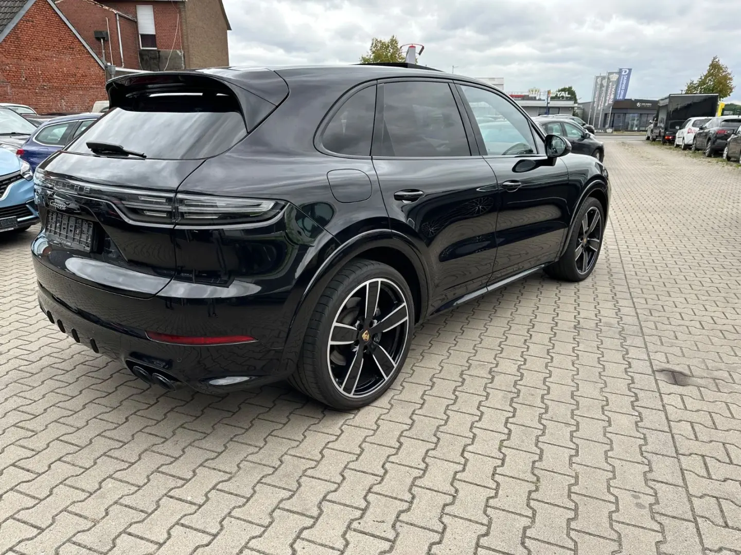 Cayenne E-Hybrid Sport Design   Chrono 1.Hand