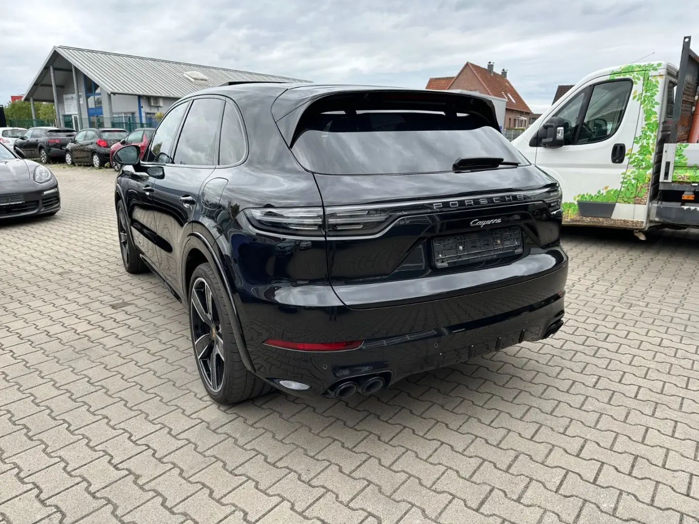 Cayenne E-Hybrid Sport Design   Chrono 1.Hand