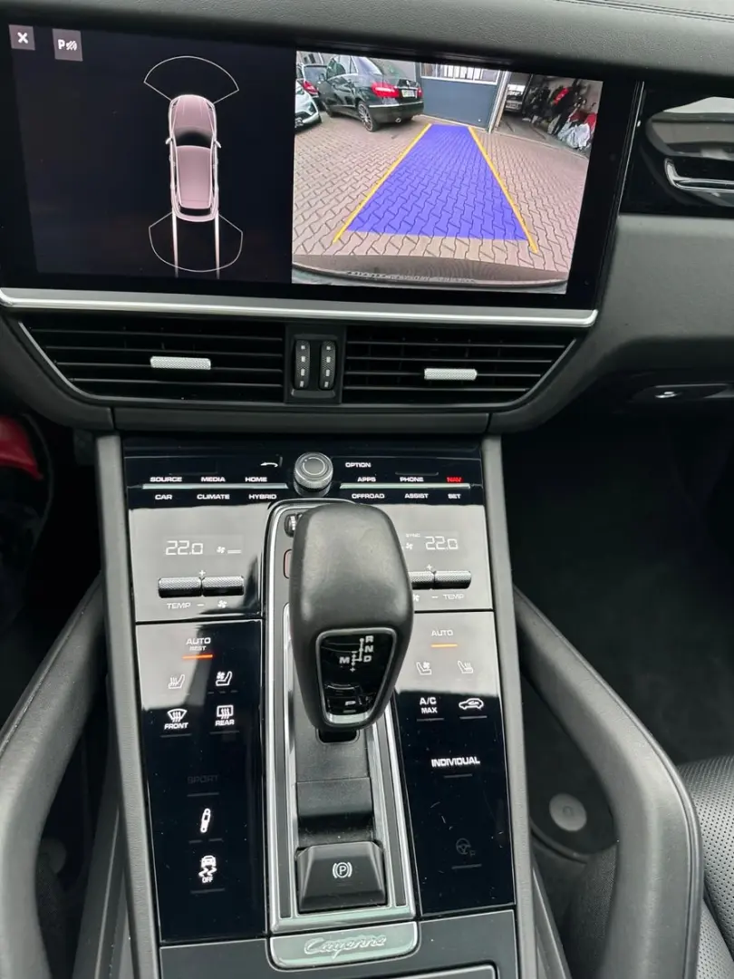 Cayenne E-Hybrid Sport Design   Chrono 1.Hand