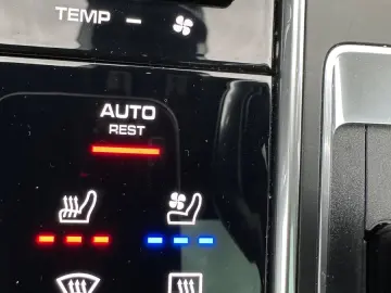 Cayenne E-Hybrid Sport Design   Chrono 1.Hand