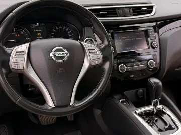 Nissan Qashqai 1.6 dCi X-Tronic Tekna – 2017