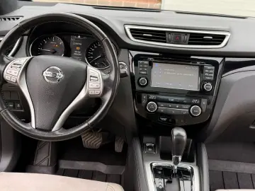 Nissan Qashqai 1.6 dCi X-Tronic Tekna – 2017