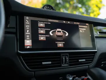 Cayenne E-Hy SportDesign HUD ACC 22 SpoAbg eAHK