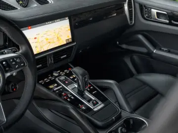 Cayenne E-Hy SportDesign HUD ACC 22 SpoAbg eAHK