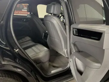 Cayenne Coupe E-Hybrid AHK PANO HUD BOSE 360KAM