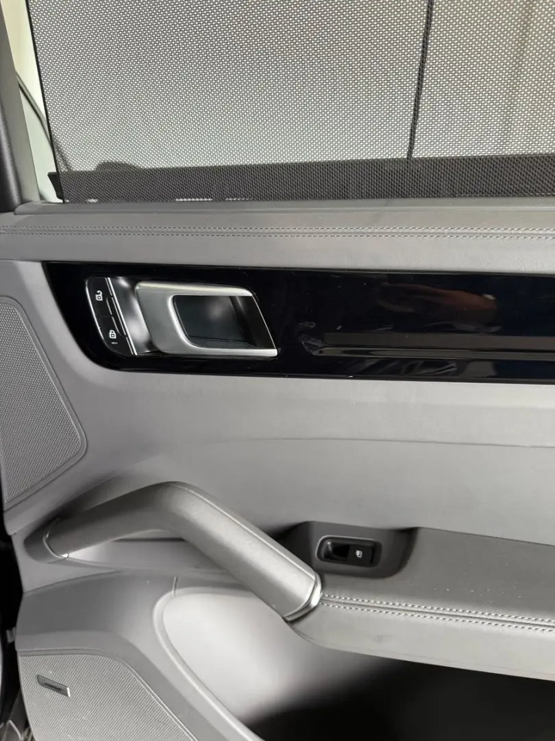 Cayenne Coupe E-Hybrid AHK PANO HUD BOSE 360KAM