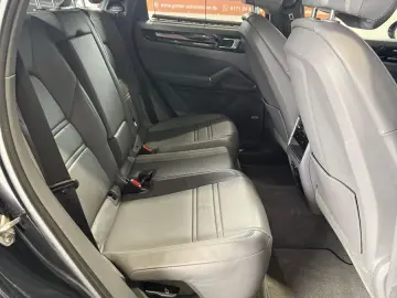 Cayenne Coupe E-Hybrid AHK PANO HUD BOSE 360KAM