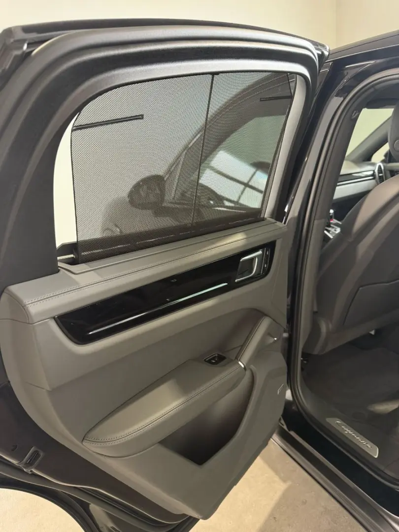 Cayenne Coupe E-Hybrid AHK PANO HUD BOSE 360KAM