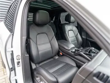 Cayenne Matrix LED BOSE Porsche InnoDrive uvm.