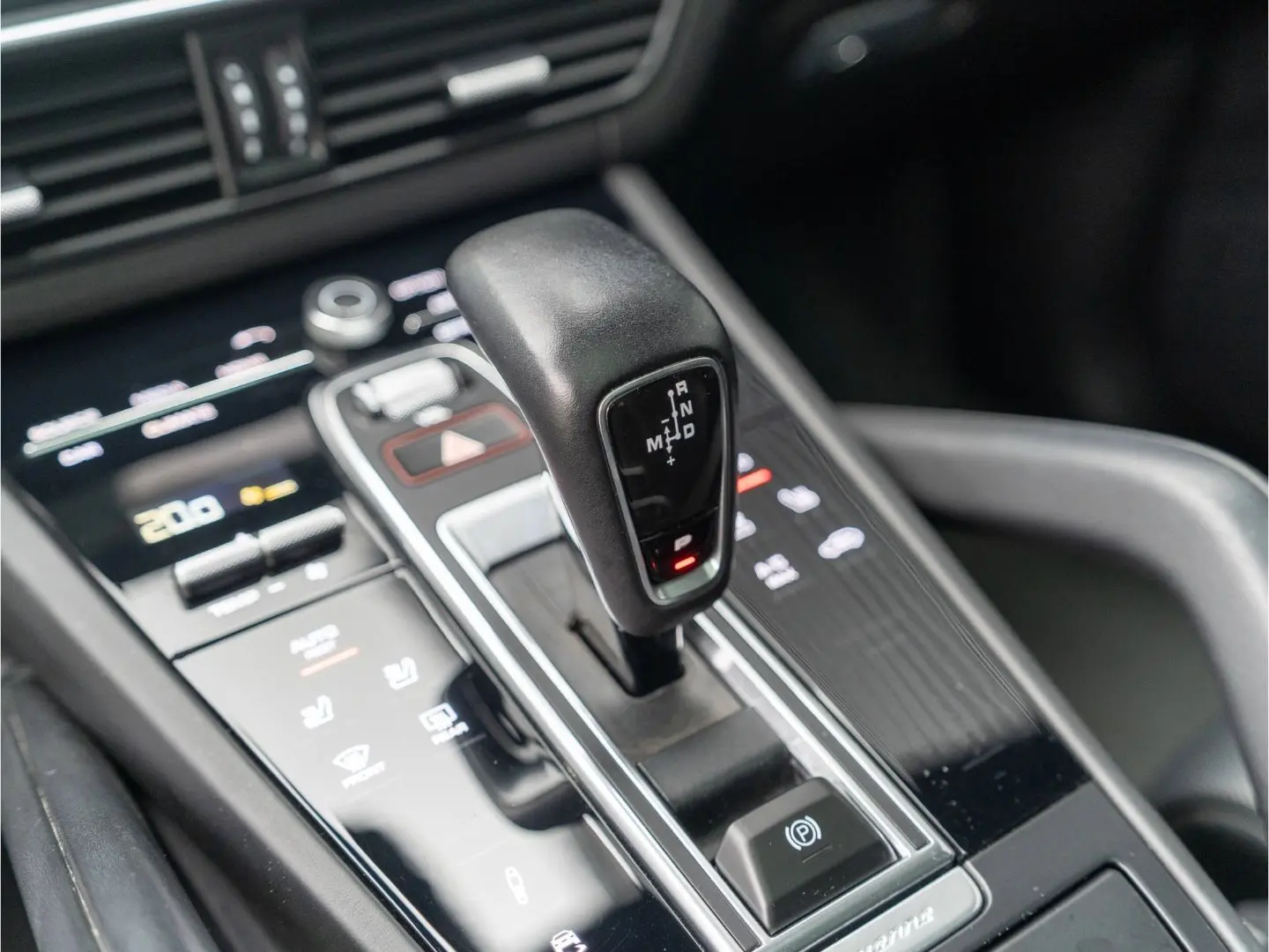 Cayenne Matrix LED BOSE Porsche InnoDrive uvm.