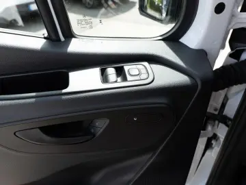 Sprinter 317 Tourer L3H2 AHK Stdhz 9Sitz D-Klima