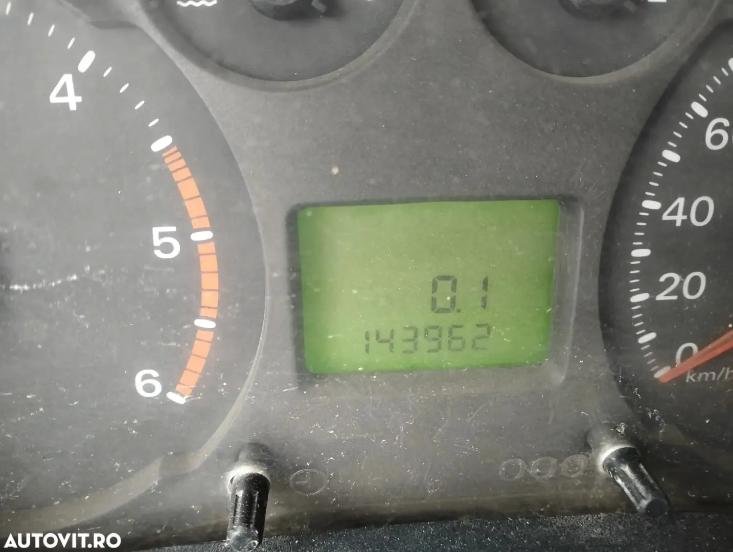 Ford TRANSIT 7 LOCURI BASCULABIL