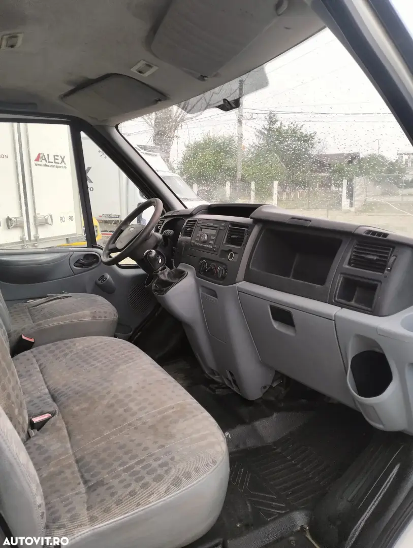 Ford TRANSIT 7 LOCURI BASCULABIL