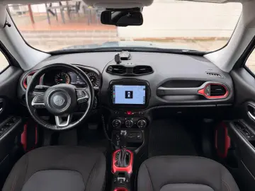 Jeep Renegade Trailhawk 2.0 M-Jet 4x4 AT – 2015