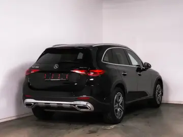 Mercedes-Benz GLC 300 4M AMG AHK PANO DISTRONIC