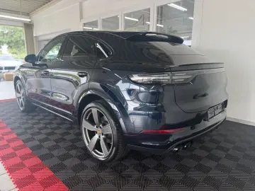 Cayenne Coupe Platinum Edition 1.Hand Approved