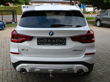 X3 Baureihe X3 xDrive 30 e xLine  TOP S-HEFT