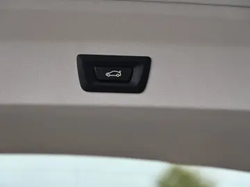 X3 Baureihe X3 xDrive 30 e xLine  TOP S-HEFT