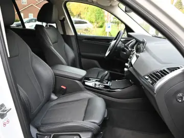 X3 Baureihe X3 xDrive 30 e xLine  TOP S-HEFT