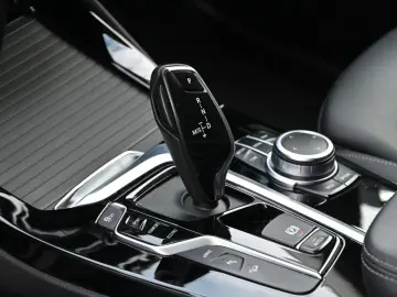 X3 Baureihe X3 xDrive 30 e xLine  TOP S-HEFT