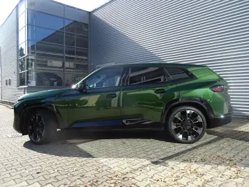 XM Label erst 2000km B&W DriversPackage AHK 360