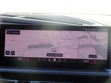 XM Label erst 2000km B&W DriversPackage AHK 360