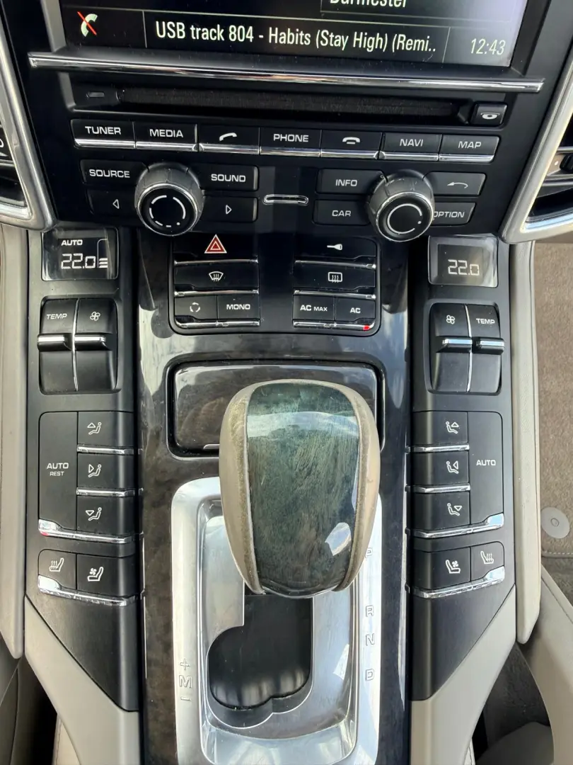 Porsche Cayenne Diesel V6 – model 2011