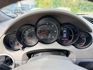 Porsche Cayenne Diesel V6 – model 2011