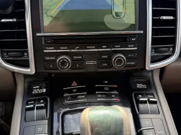 Porsche Cayenne Diesel V6 – model 2011