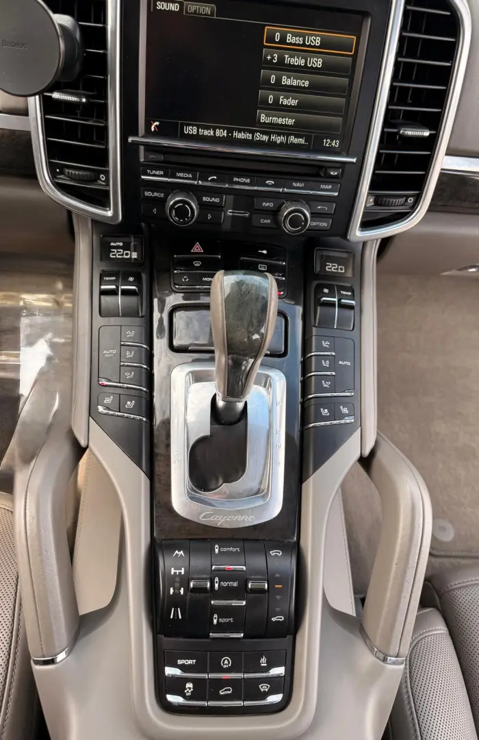 Porsche Cayenne Diesel V6 – model 2011