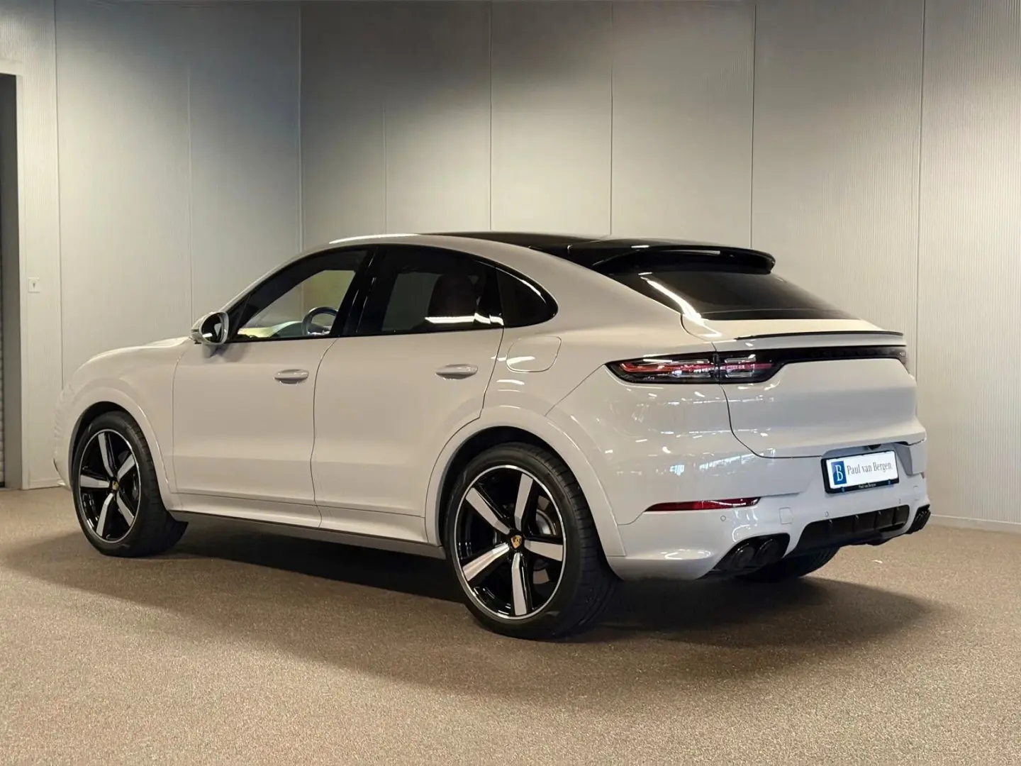 Coupe 3.0 E Hybrid Sport Design-KREIDE-VOLLLL