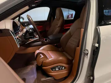 Coupe 3.0 E Hybrid Sport Design-KREIDE-VOLLLL