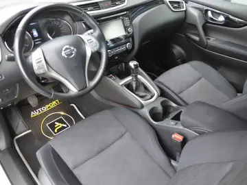 NISSAN Qashqai 1.6 DCi
