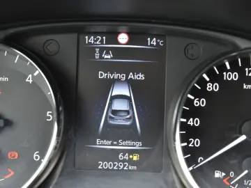 NISSAN Qashqai 1.6 DCi