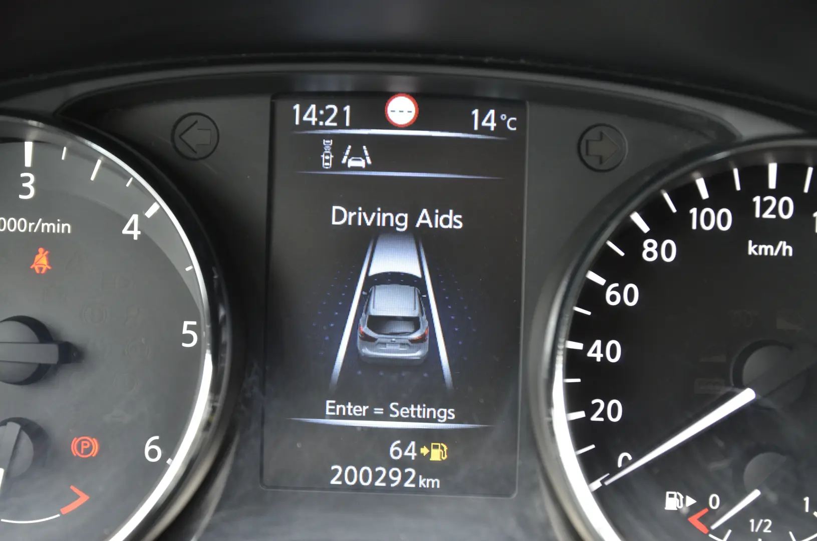 NISSAN Qashqai 1.6 DCi