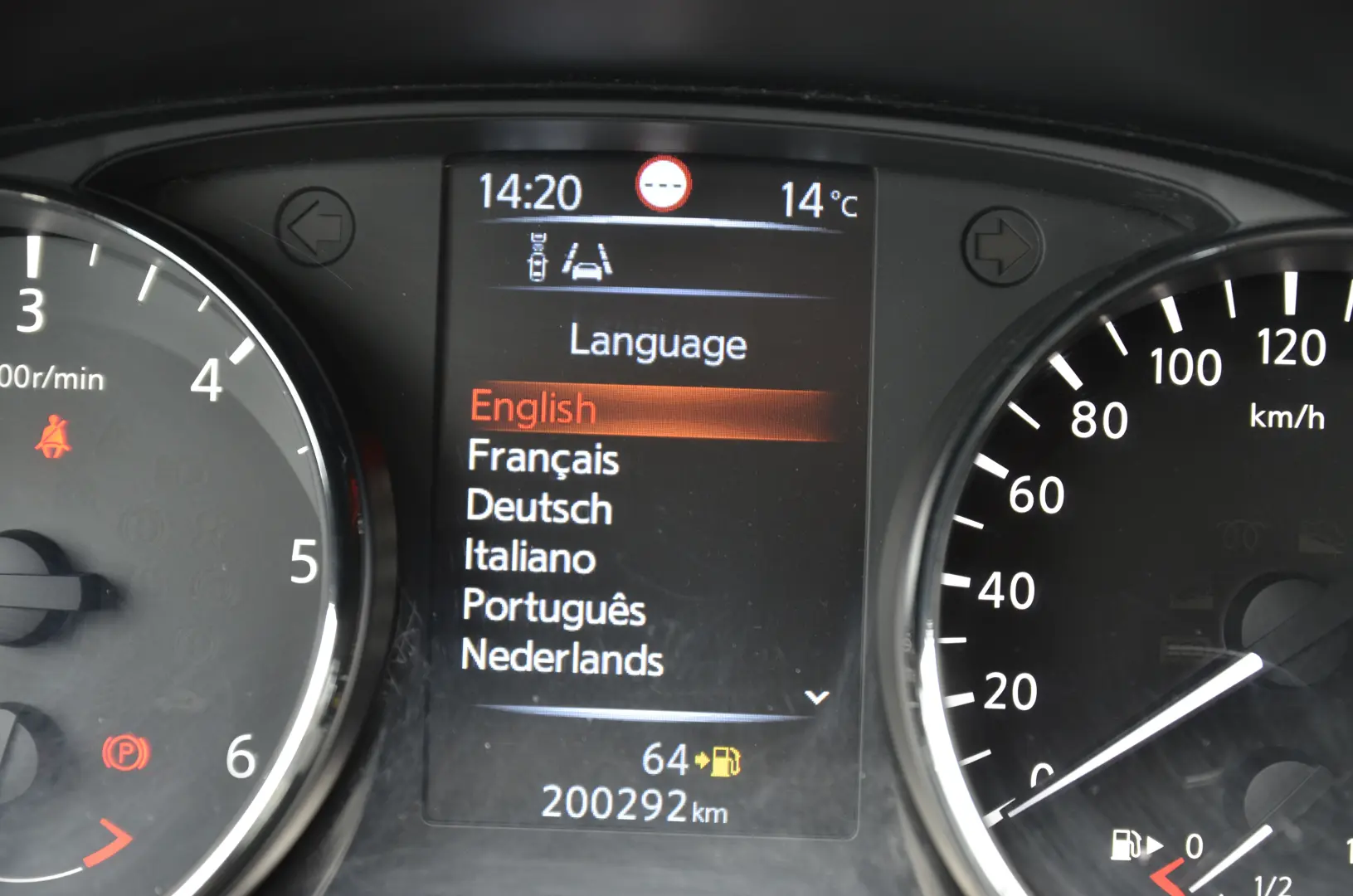 NISSAN Qashqai 1.6 DCi