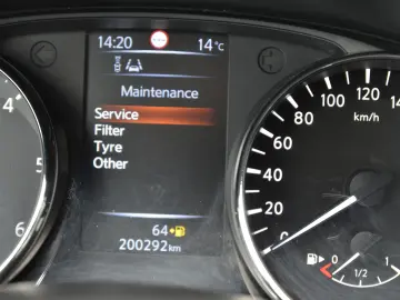 NISSAN Qashqai 1.6 DCi