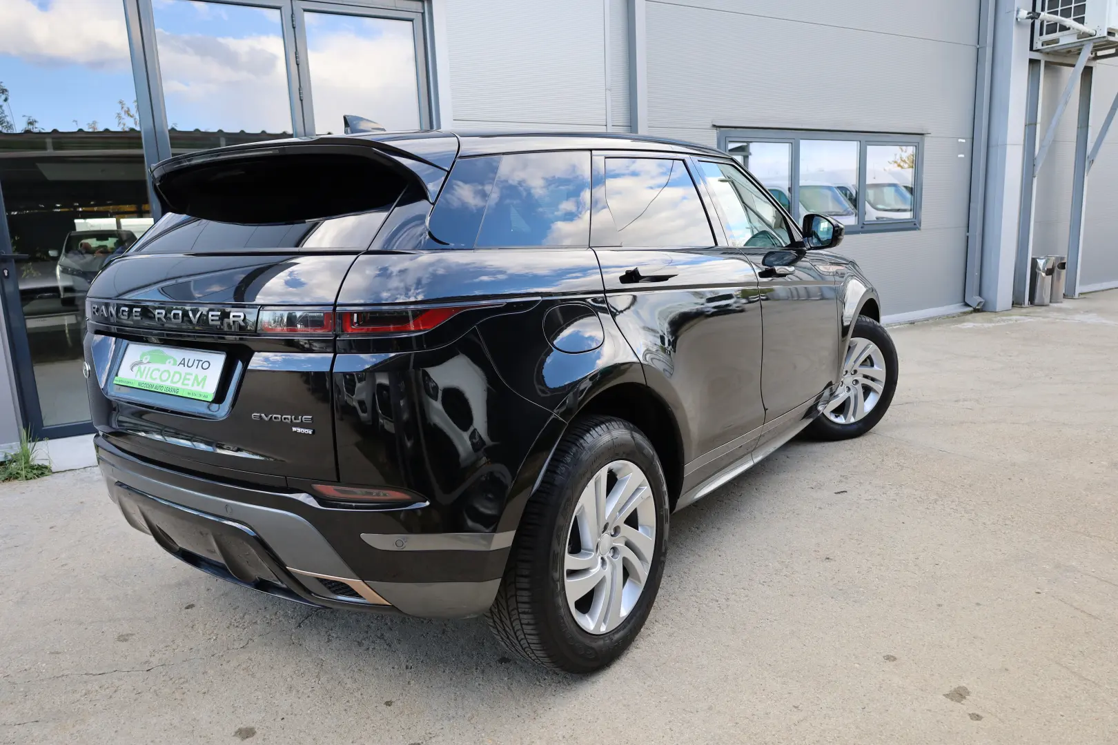 Land Rover Range Rover Evoque 1.5 P300E 309cp PHEV R-Dynamic