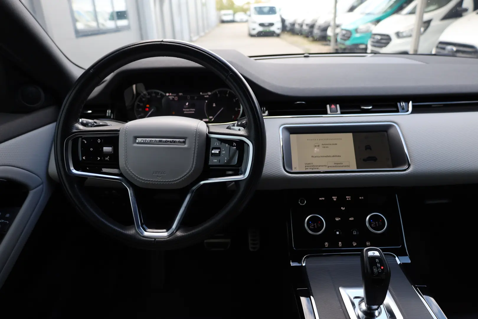 Land Rover Range Rover Evoque 1.5 P300E 309cp PHEV R-Dynamic