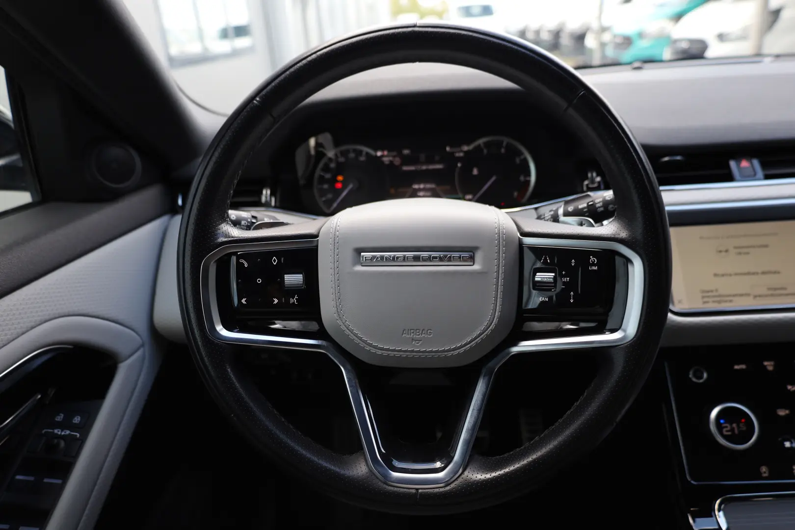 Land Rover Range Rover Evoque 1.5 P300E 309cp PHEV R-Dynamic